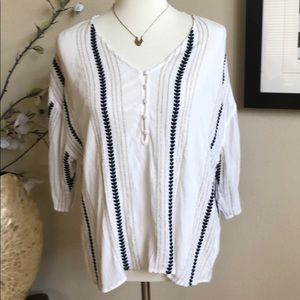 Amuse Society Tops - Amuse society top Amuse Society Tops - Amuse society top